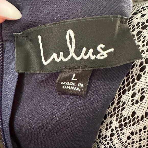 Lulus Navy Floral Lace Bodycon Mini Dress Size Large - Picture 9 of 15